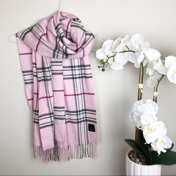 Lord & Taylor Accessories - Lord & Taylor Plaid Pink Scarf